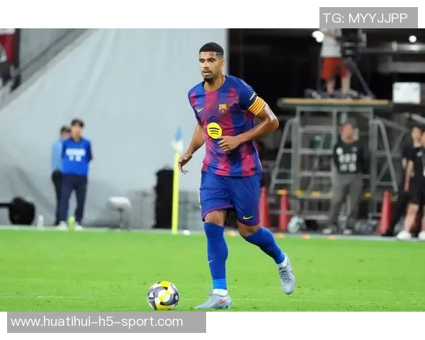 阿劳霍今日回归合练自主决定复出时间获弗里克支持 阿劳霍今日回归合练自主决定复出时间获弗里克支持